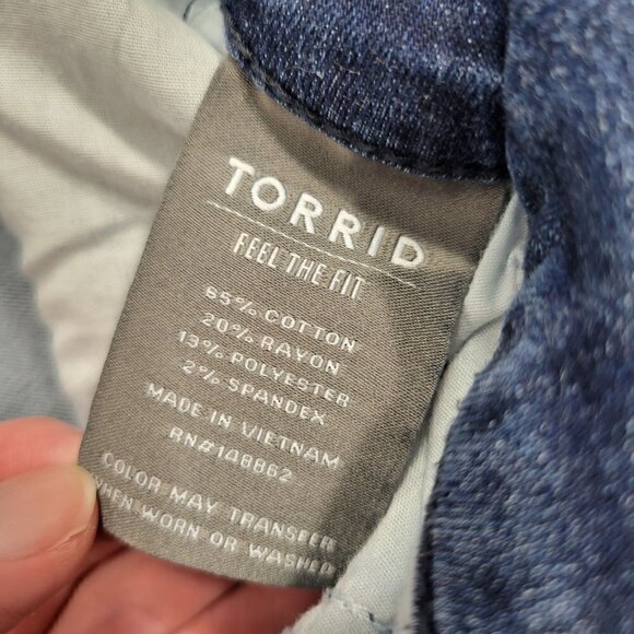 Torrid Women's Super Soft Dark Wash High Rise Jegging Size 18s (Short) - Picture 8 of 13